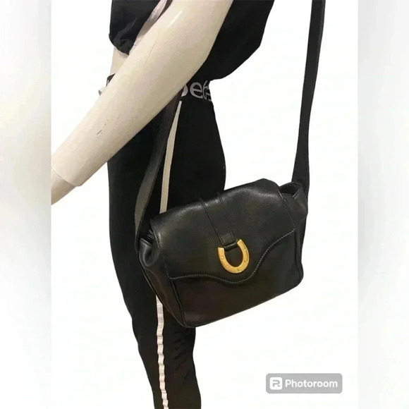 Gucci horsebit Leather BlackCrossbody Mini bag Used but in good condition